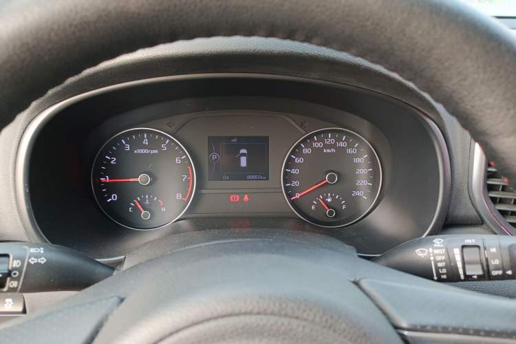 Used Kia KX5 2016 1.6T Automatic Two-Wheel Drive DLX Instrument Cluster