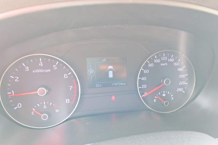 Used Kia KX5 2016 2.0L Automatic 2WD GLS Instrument Cluster