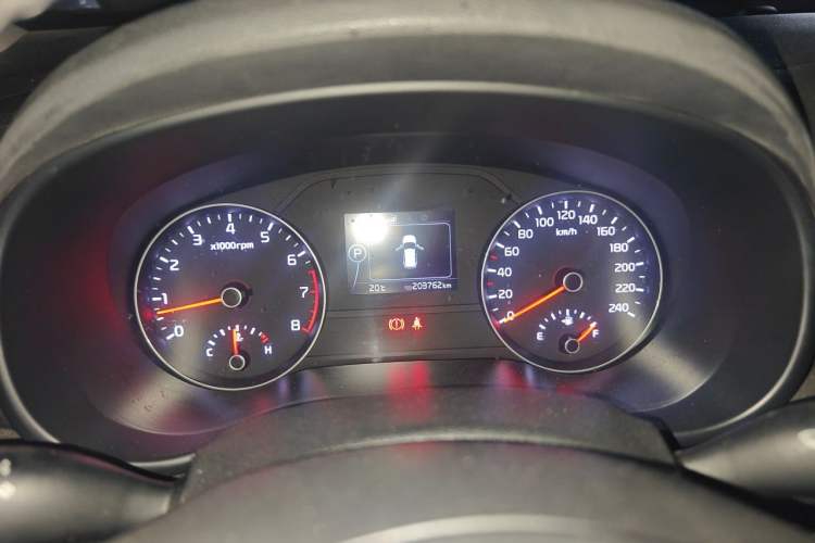 Used Kia KX5 2016 1.6T Automatic Two-Wheel Drive DLX Instrument Cluster