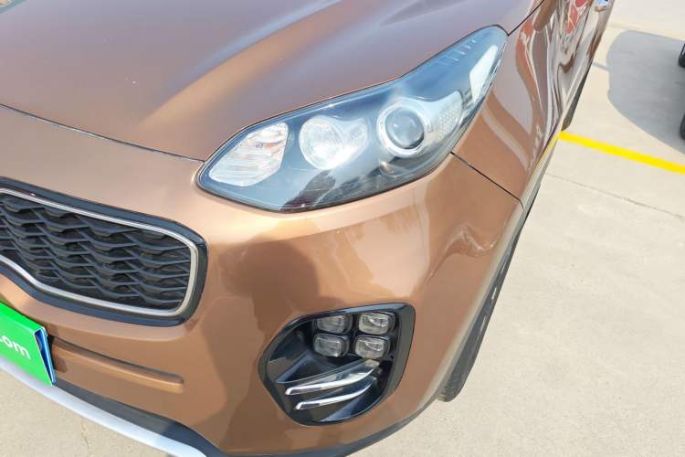Used Kia KX5 2016 2.0L Automatic 2WD GLS Left Front Headlight