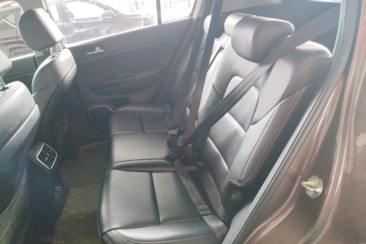 Used Kia KX5 2016 1.6T Automatic Two-Wheel Drive Premium Left Rear Seat