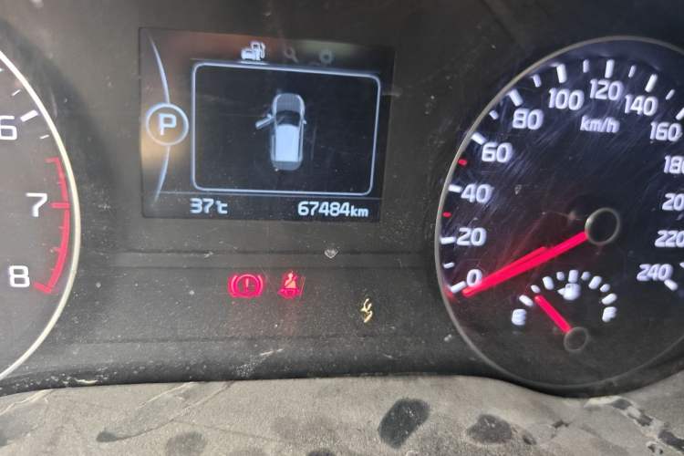 Used Kia KX5 2016 1.6T Automatic Two-Wheel Drive DLX Odometer Close Up