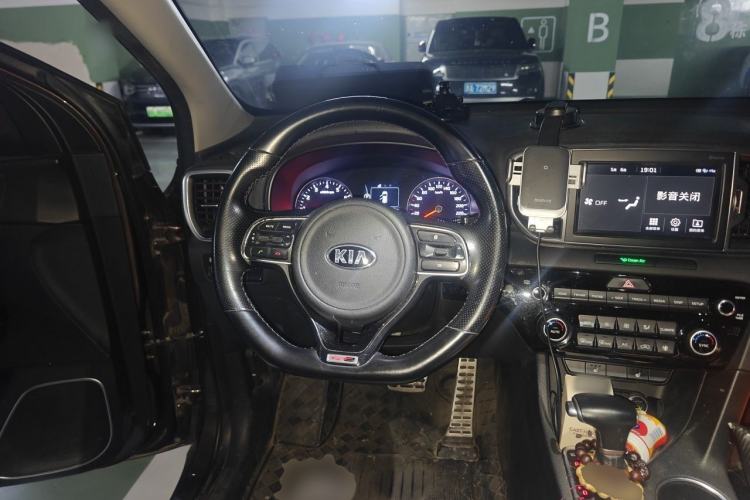 Used Kia KX5 2016 1.6T Automatic Two-Wheel Drive DLX Steering Wheel