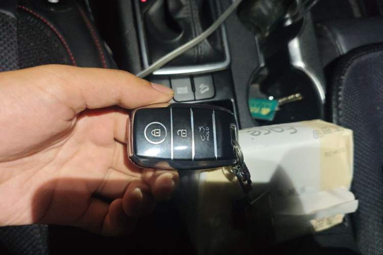 Used Kia KX5 2016 1.6T Automatic Two-Wheel Drive DLX Vehicle Key