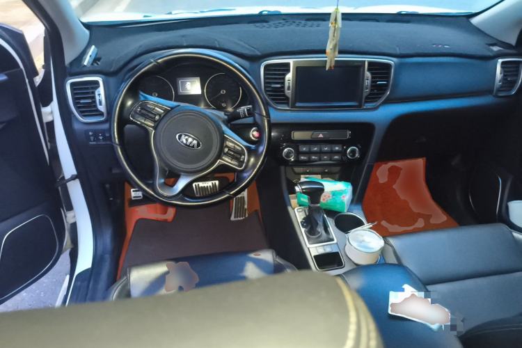 Used Kia KX5 2016 2.0L Automatic 2WD Premium Center Console