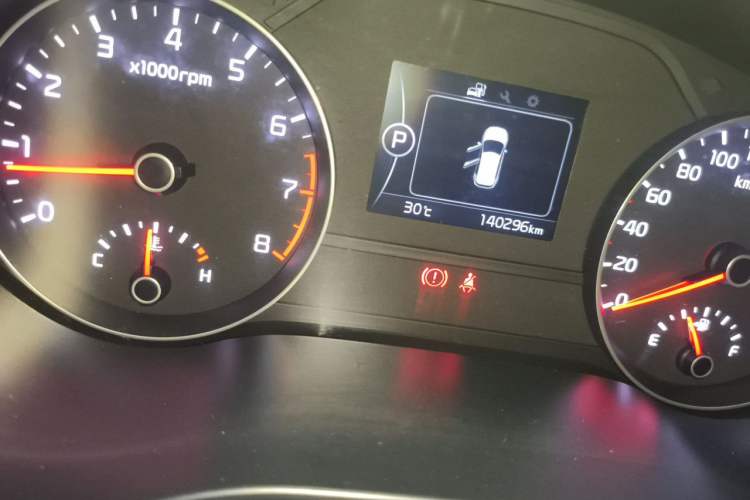 Used Kia KX5 2016 2.0L Automatic 2WD Premium Odometer Close Up