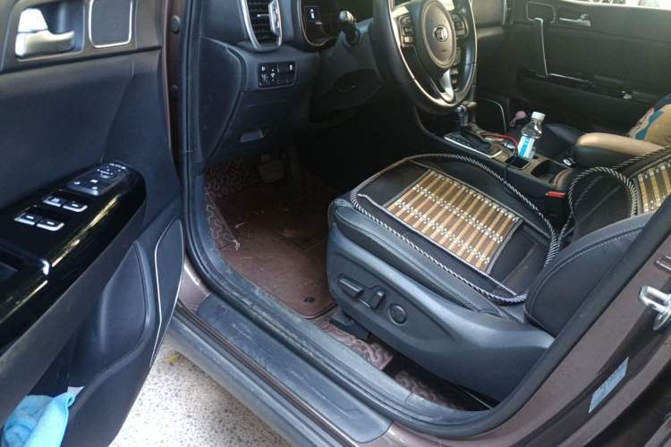 Used Kia KX5 2016 2.0L Automatic 2WD GLS Driver Seat