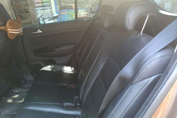 Used Kia KX5 2016 1.6T Automatic Two-Wheel Drive Premium Left Rear Seat