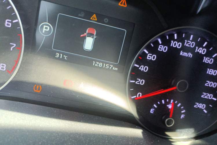 Used Kia KX5 2016 1.6T Automatic Two-Wheel Drive Premium Odometer Close Up