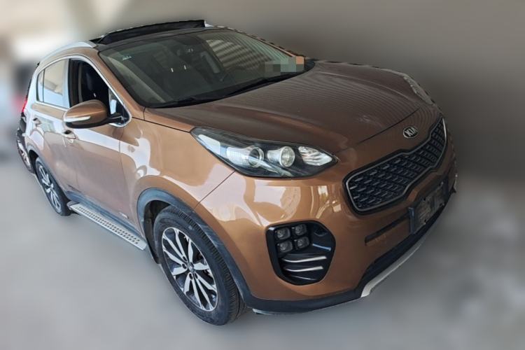 Used Kia KX5 2016 1.6T Automatic Two-Wheel Drive DLX Front Right 45 Deg