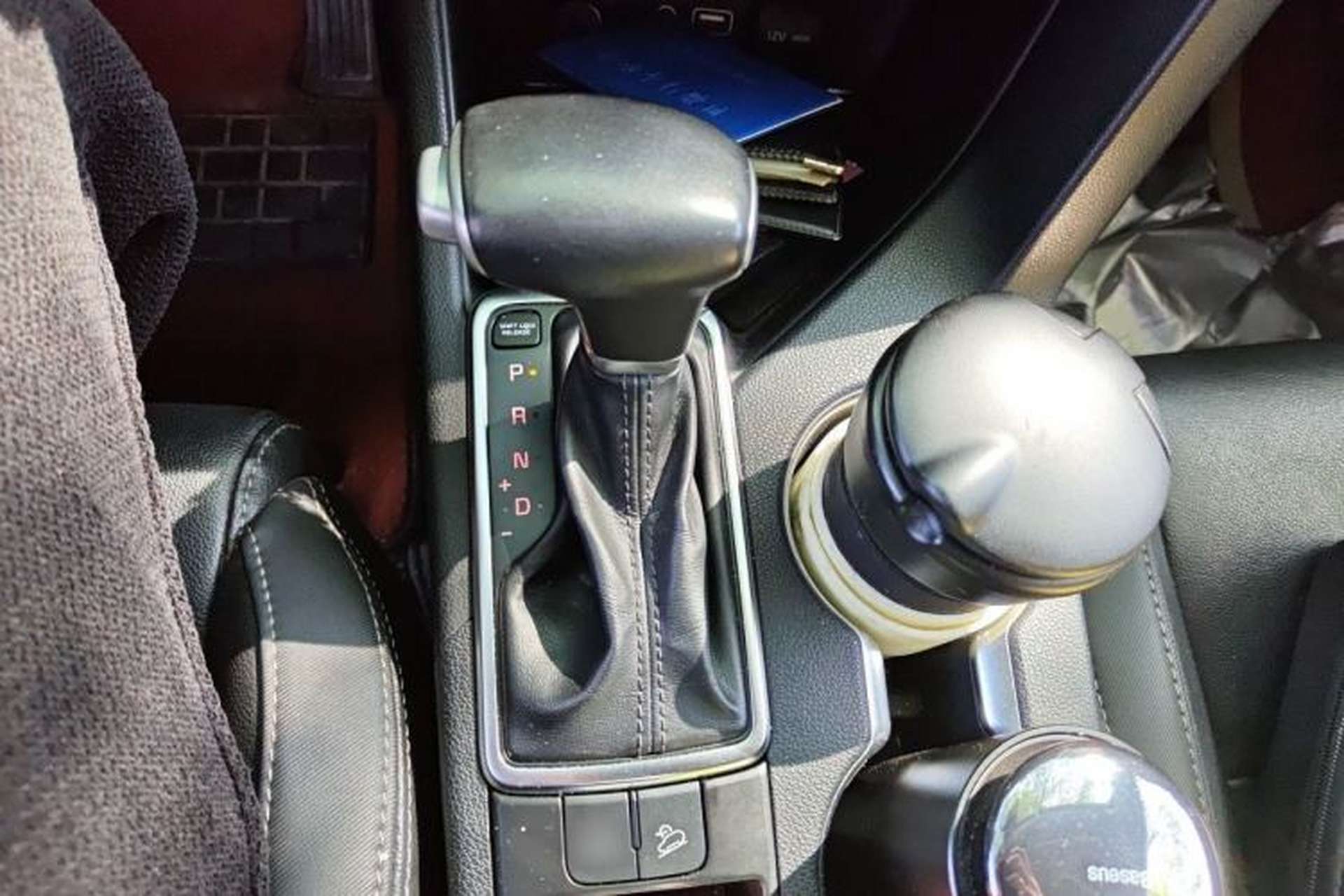 Used Kia KX5 2016 2.0L Automatic 2WD GLS Gear Lever