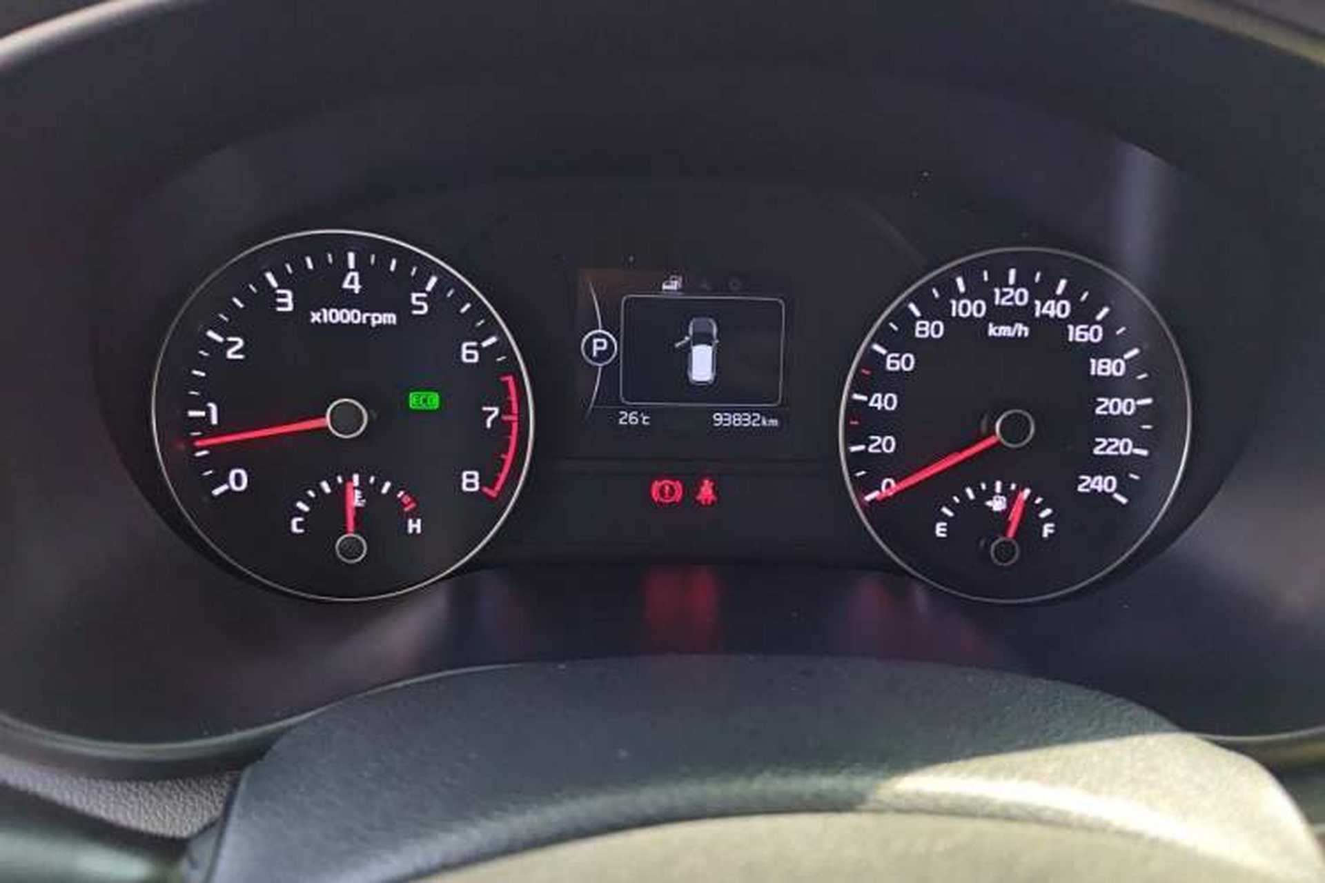 Used Kia KX5 2016 2.0L Automatic 2WD GLS Odometer Close Up