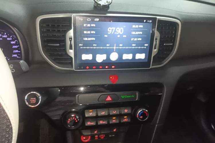 Used Kia KX5 2016 2.0L Automatic 2WD GLS Audio And AC Panel
