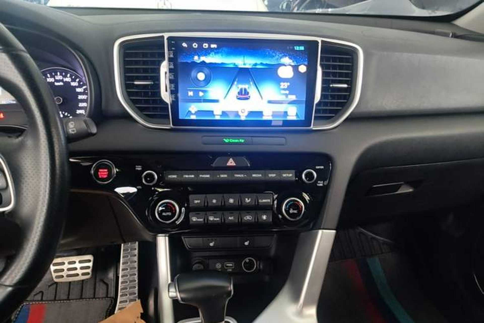 Used Kia KX5 2016 1.6T Automatic Two-Wheel Drive DLX Audio And AC Panel
