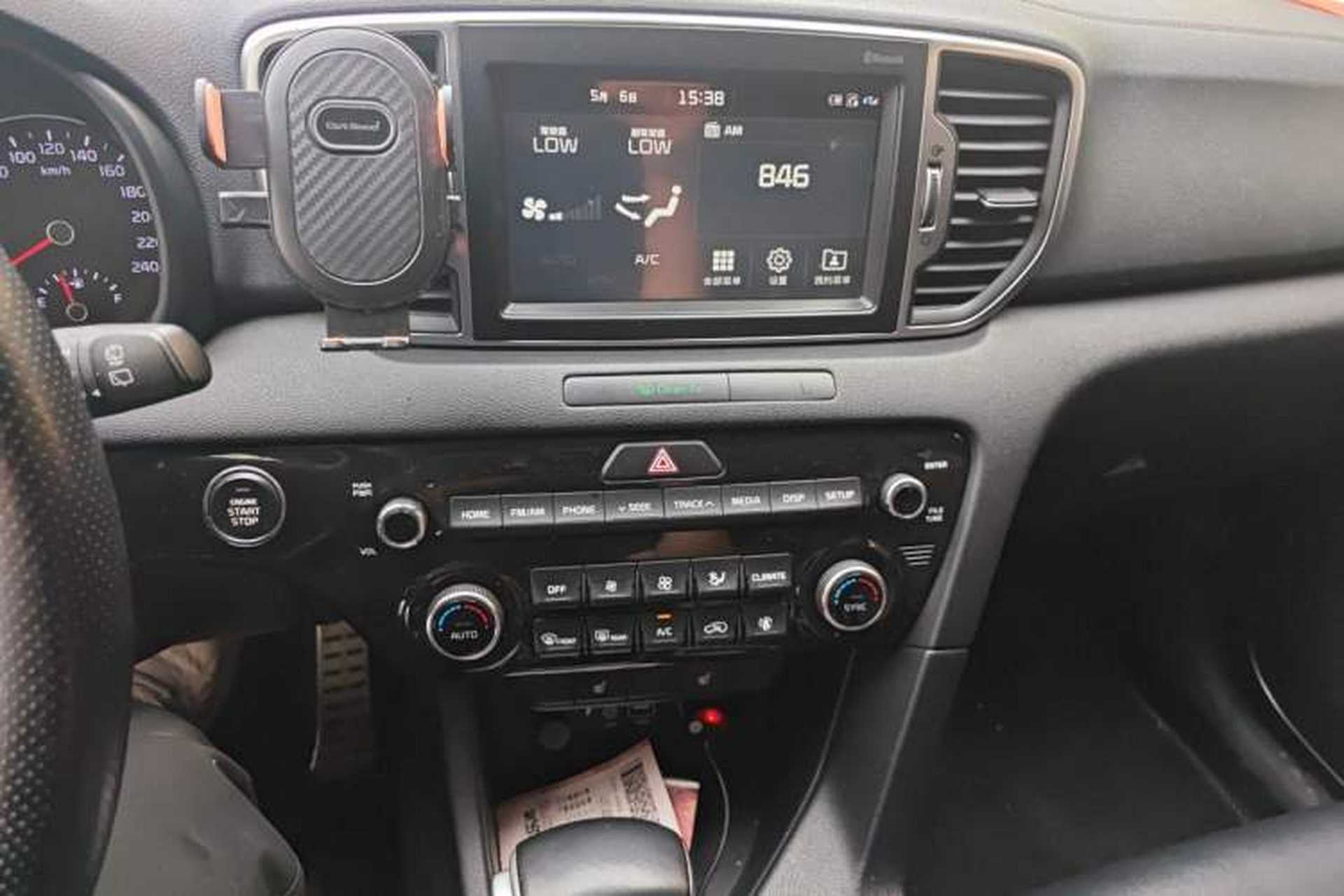 Used Kia KX5 2016 1.6T Automatic Two-Wheel Drive DLX Audio And AC Panel