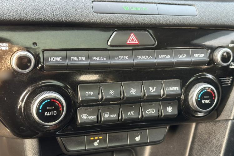 Used Kia KX5 2016 1.6T Automatic Two-Wheel Drive DLX Audio And AC Panel