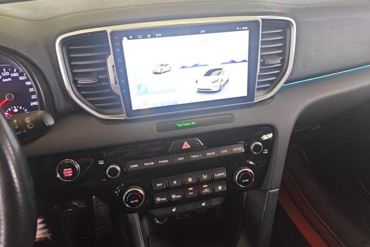 Used Kia KX5 2016 1.6T Automatic Two-Wheel Drive DLX Audio And AC Panel