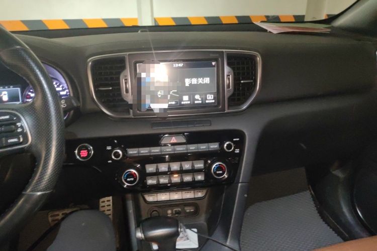 Used Kia KX5 2016 1.6T Automatic All-Wheel Drive Premium Audio And AC Panel