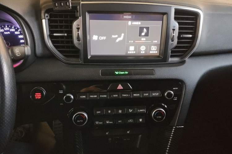 Used Kia KX5 2016 1.6T Automatic Two-Wheel Drive DLX Audio And AC Panel