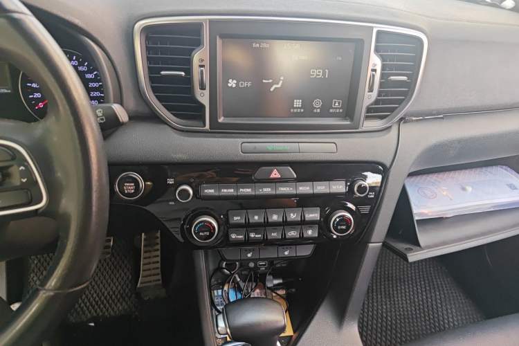 Used Kia KX5 2016 1.6T Automatic Two-Wheel Drive Premium Audio And AC Panel