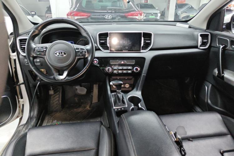 Used Kia KX5 2016 2.0L Automatic 2WD GLS Center Console