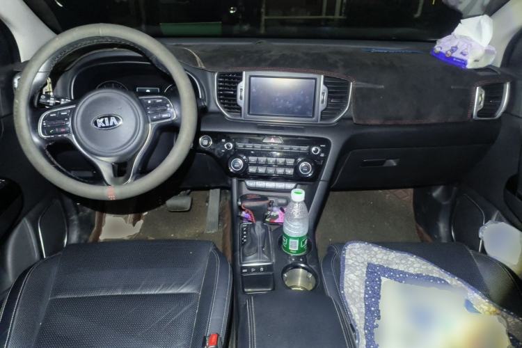 Used Kia KX5 2016 2.0L Automatic 2WD Premium Center Console