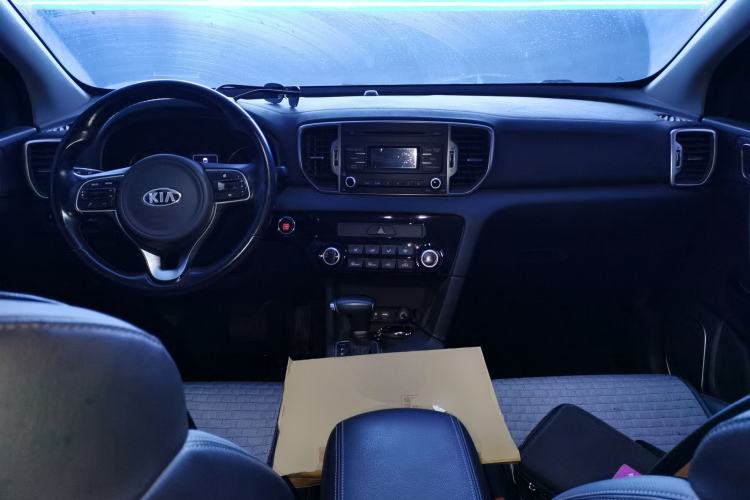 Used Kia KX5 2016 2.0L Automatic 2WD GLS Center Console