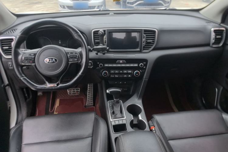 Used Kia KX5 2016 1.6T Automatic Two-Wheel Drive Premium Center Console