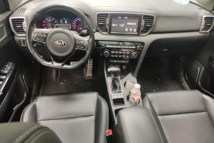 Used Kia KX5 2016 1.6T Automatic Two-Wheel Drive Premium Center Console