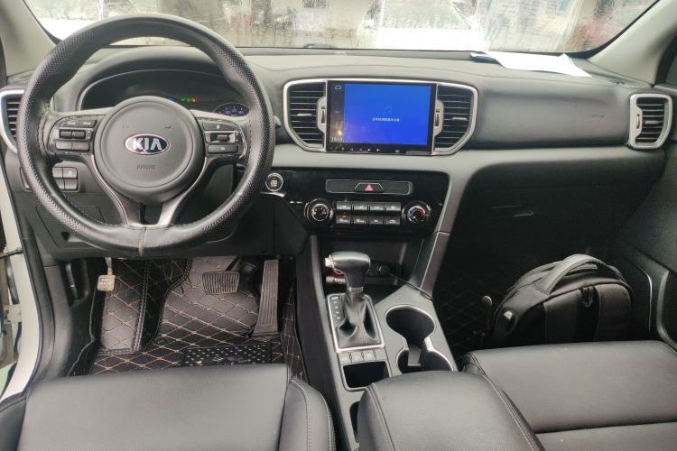Used Kia KX5 2016 2.0L Automatic 2WD GLS Center Console