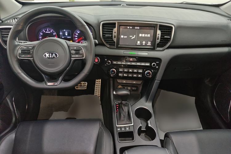 Used Kia KX5 2016 1.6T Automatic Two-Wheel Drive Premium Center Console