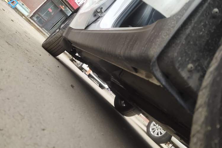 Used Kia KX5 2016 1.6T Automatic Two-Wheel Drive DLX Chassis Front Right