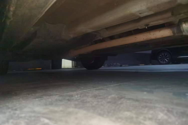 Used Kia KX5 2016 1.6T Automatic Two-Wheel Drive DLX Chassis Front Right