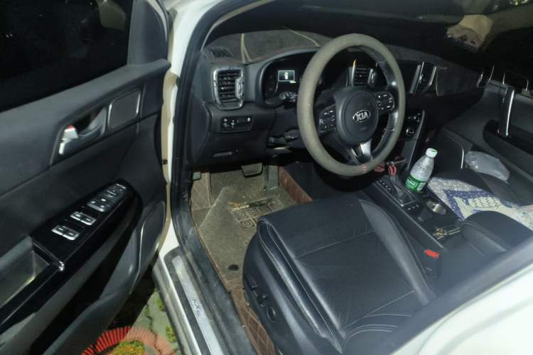 Used Kia KX5 2016 2.0L Automatic 2WD Premium Driver Seat