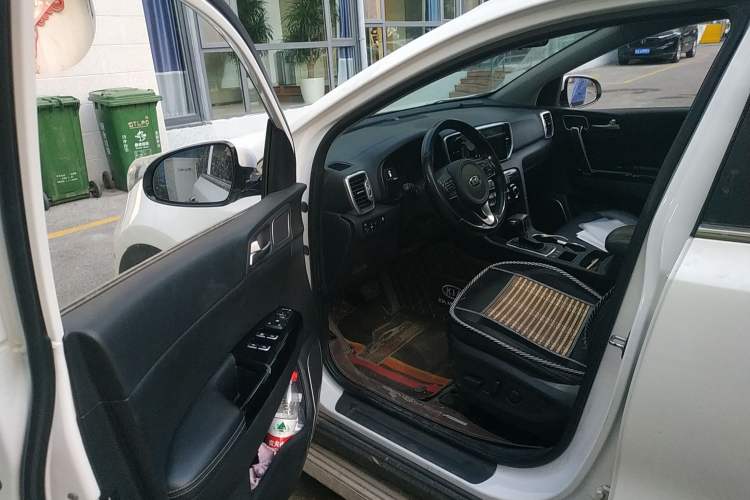 Used Kia KX5 2016 2.0L Automatic 2WD GLS Driver Seat