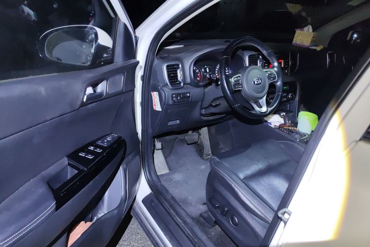 Used Kia KX5 2016 2.0L Automatic 2WD GLS Driver Seat