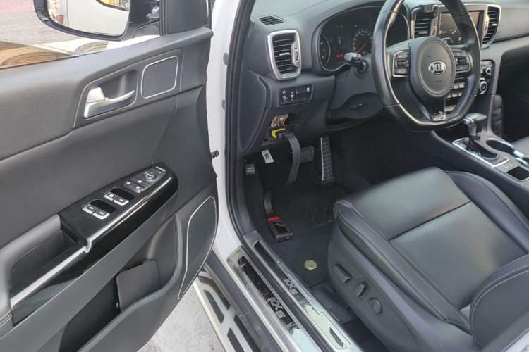 Used Kia KX5 2016 1.6T Automatic Two-Wheel Drive DLX Driver Seat