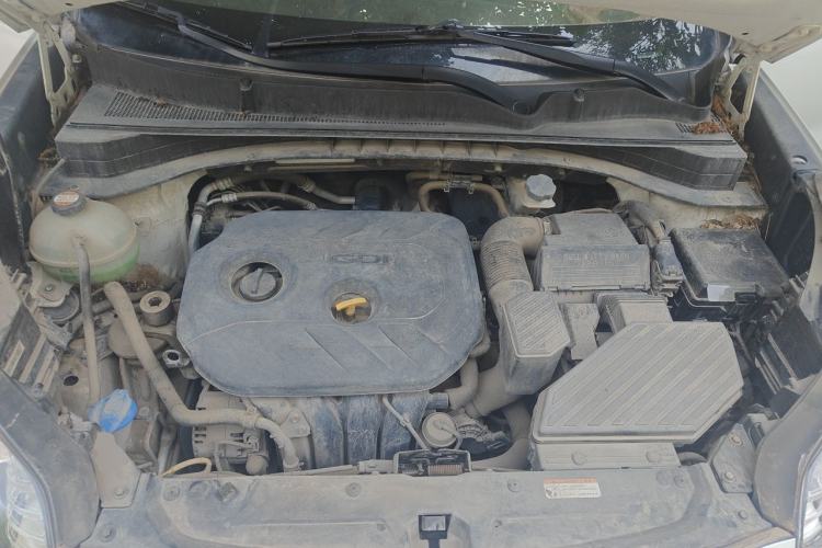 Used Kia KX5 2016 2.0L Automatic 2WD GLS Engine Bay