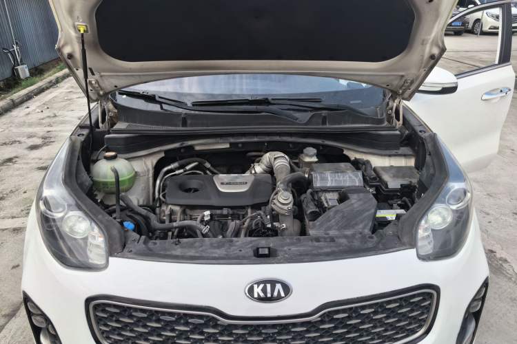 Used Kia KX5 2016 1.6T Automatic Two-Wheel Drive DLX Engine Bay
