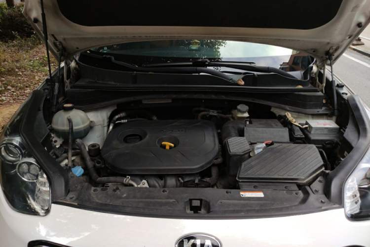 Used Kia KX5 2016 2.0L Automatic 2WD GLS Engine Bay