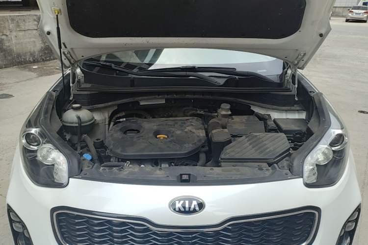 Used Kia KX5 2016 2.0L Automatic 2WD GLS Engine Bay
