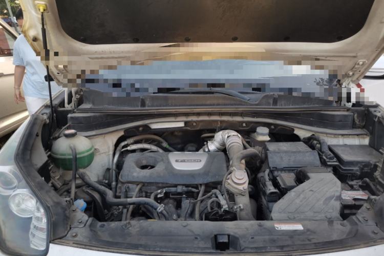 Used Kia KX5 2016 1.6T Automatic Two-Wheel Drive DLX Engine Bay