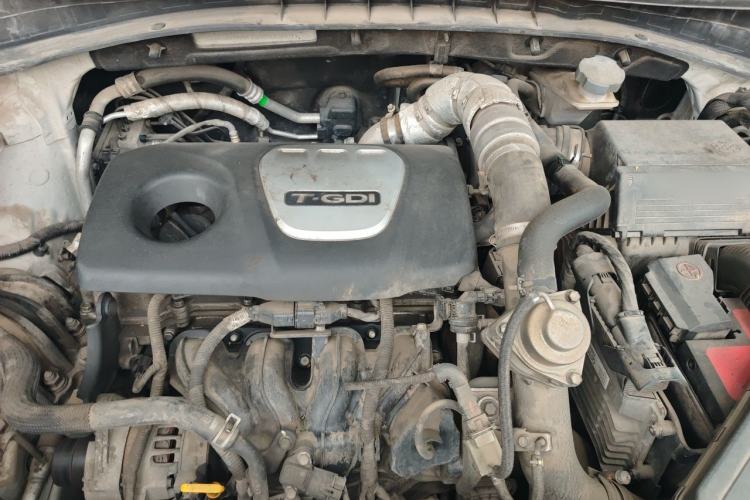Used Kia KX5 2016 1.6T Automatic Two-Wheel Drive Premium Engine Bay