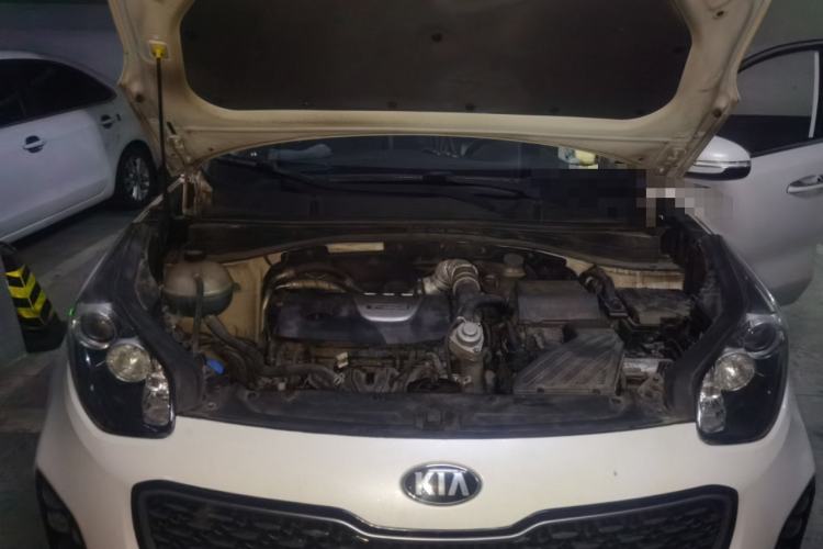 Used Kia KX5 2016 1.6T Automatic Two-Wheel Drive DLX Engine Bay