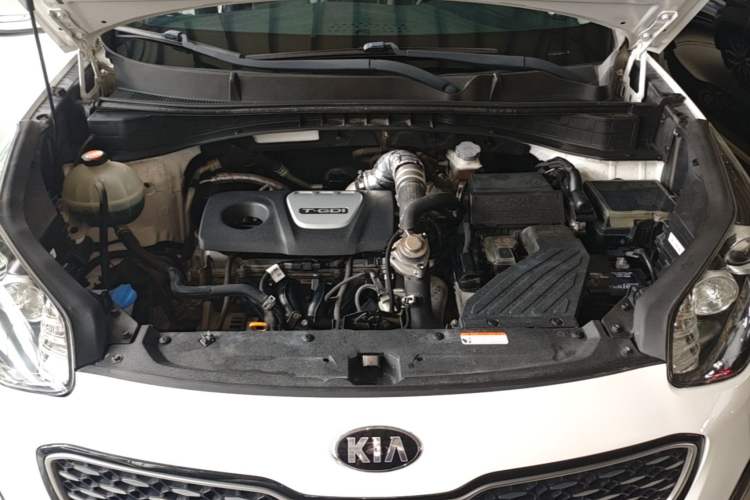 Used Kia KX5 2016 1.6T Automatic Two-Wheel Drive DLX Engine Bay