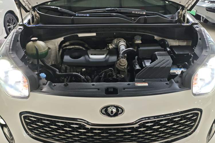 Used Kia KX5 2016 1.6T Automatic Two-Wheel Drive DLX Engine Bay