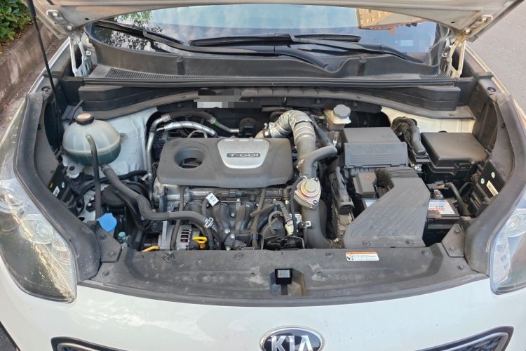 Used Kia KX5 2016 1.6T Automatic Two-Wheel Drive DLX Engine Bay