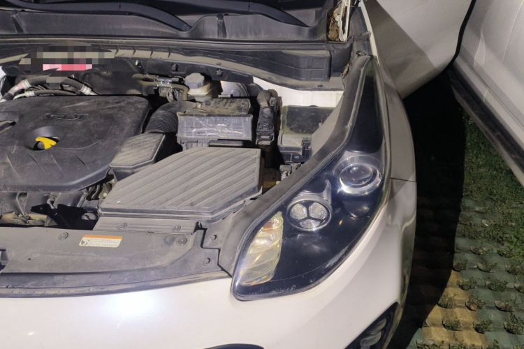 Used Kia KX5 2016 2.0L Automatic 2WD Premium Engine Bay Left