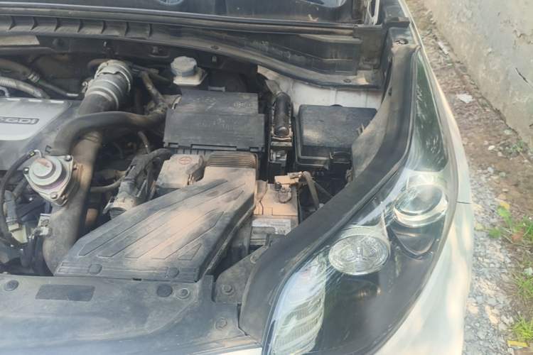 Used Kia KX5 2016 1.6T Automatic Two-Wheel Drive DLX Engine Bay Left
