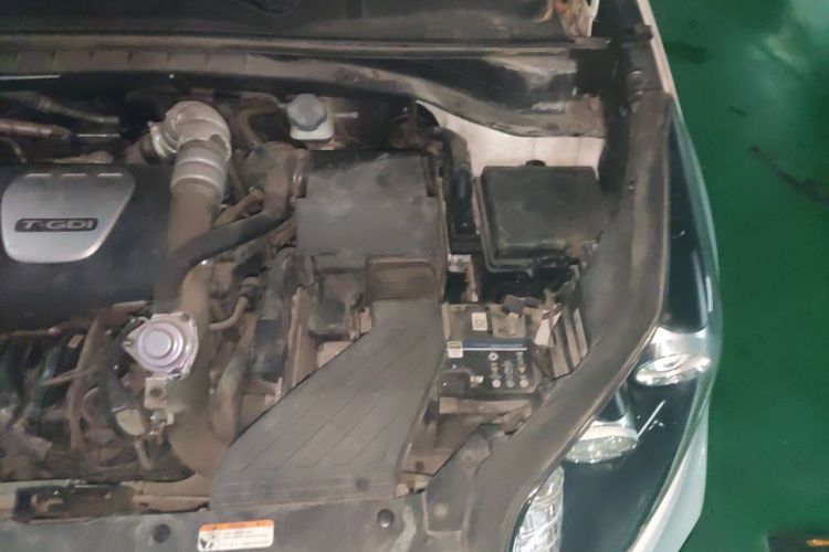 Used Kia KX5 2016 1.6T Automatic Two-Wheel Drive DLX Engine Bay Left